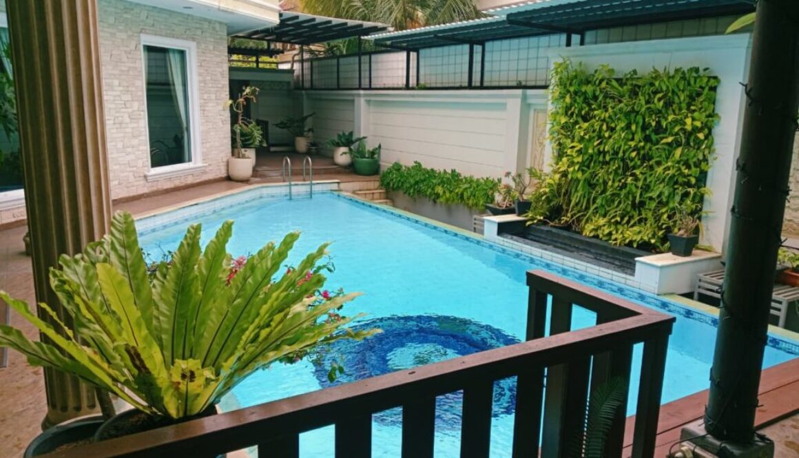 Jasa Perawatan Kolam Renang Karawaci